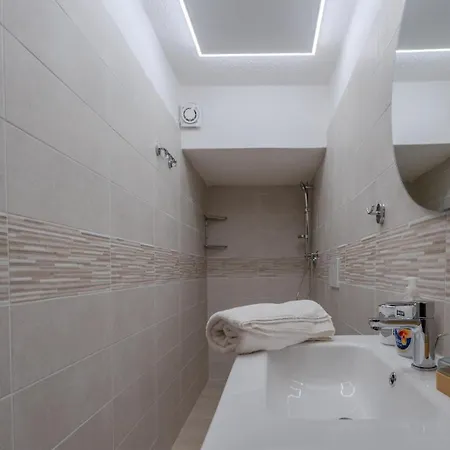 Old Town * סנרמו